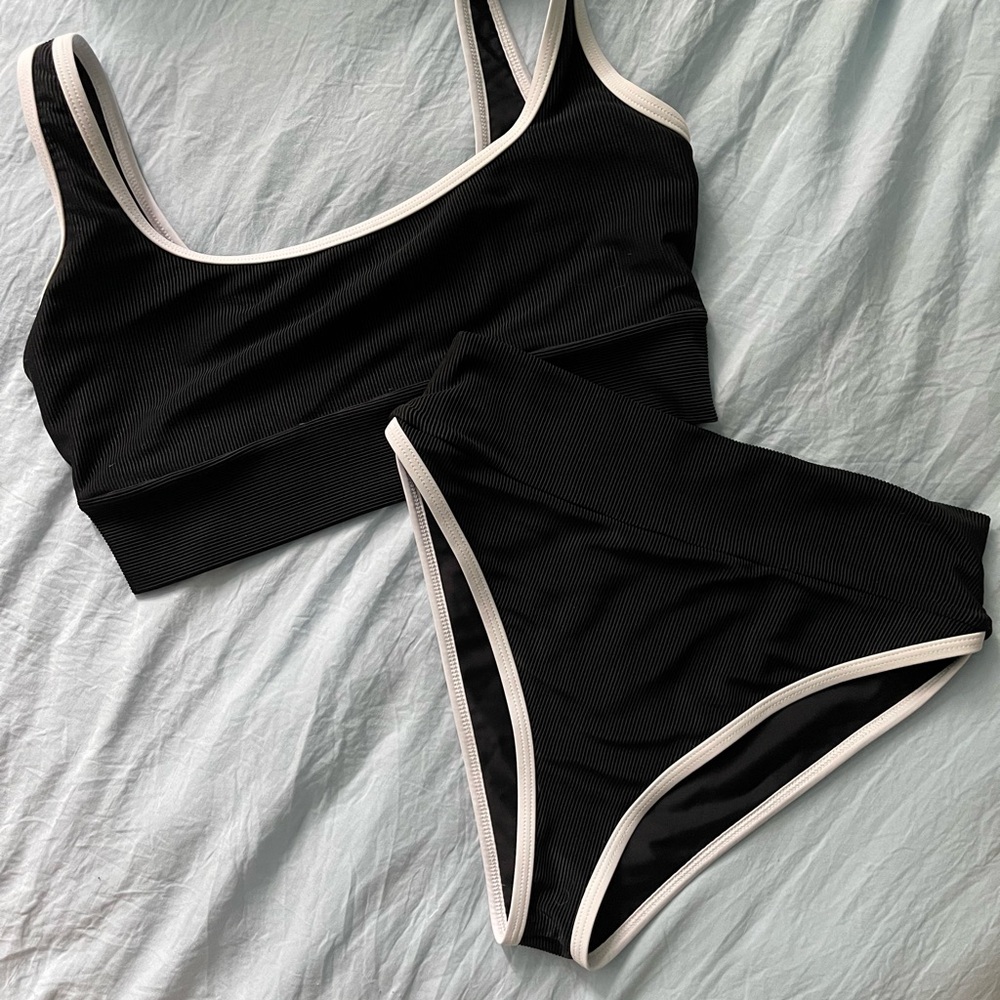 Lainsnow Kiawah Bikini- Black, L